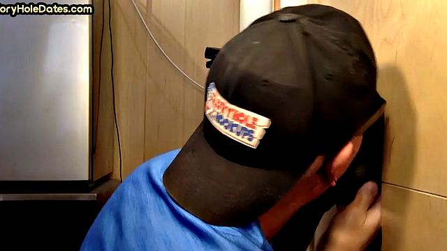 Gloryhole DILF sucks Black meat till jizz in his mouth