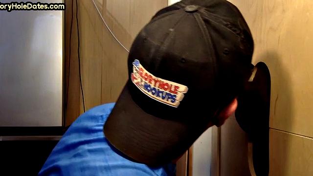 Gloryhole DILF sucks Black meat till jizz in his mouth