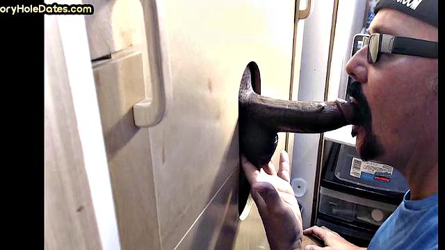 Gloryhole DILF sucks Black meat till jizz in his mouth