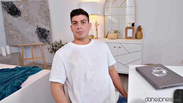 Big Tits Baeb Cheating on Her Husband