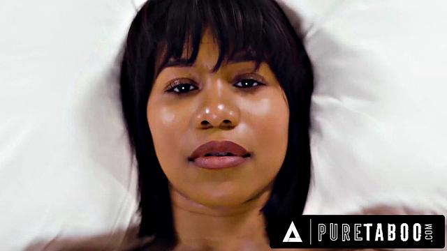 Nicole Doshi отдается мужчинам ради наследства, жестко трахается и сосет в офисе Pure Taboo.