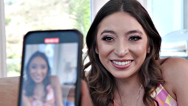 Petite Latina Fucked By Massive Cocked Delivery Guy - DFXtra