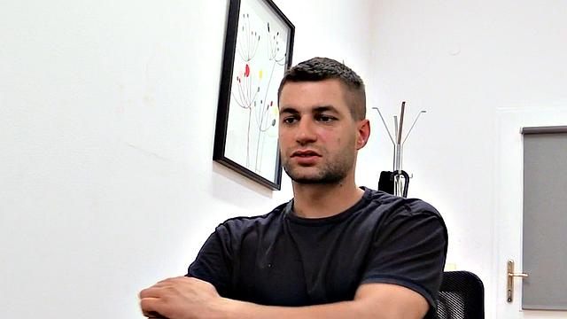 Amateur Euro stud goes for cash on fake casting