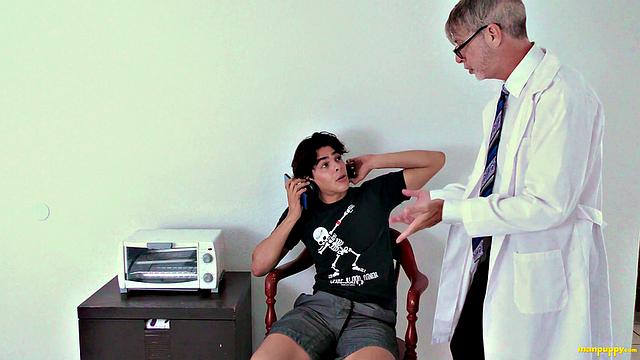Julian Jaden & Richard Lennox Teach Their Assistant a Lesson
