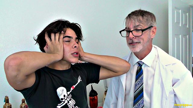 Julian Jaden & Richard Lennox Teach Their Assistant a Lesson