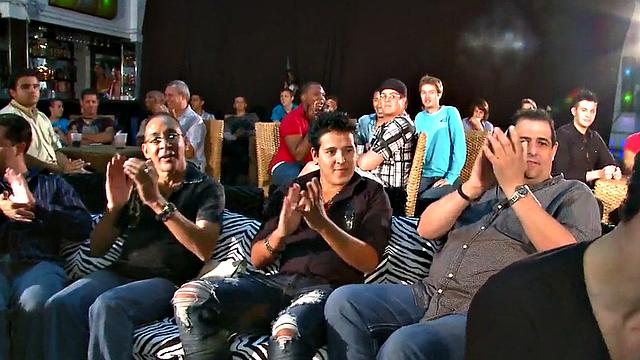 Real gay stripper spoils guests with BJ at wild party