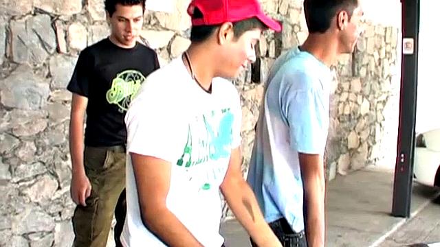 Alex finds his friends doing some car repairs and suggests they take a break. The trio moves indoors, where the horny bottom soon has Oscar and Sergio watching porn.