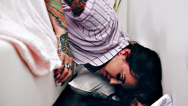 Bisexual busty tattooed babe 3some fucked in tits and pussy