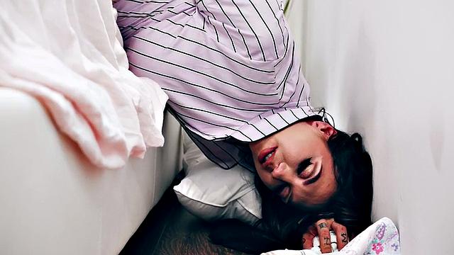 Bisexual busty tattooed babe 3some fucked in tits and pussy