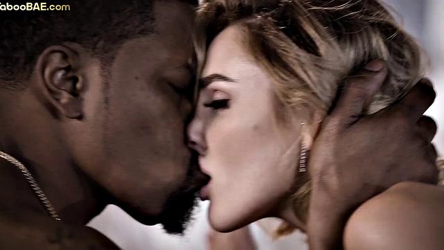 Cockshearing sluts banged in 3some