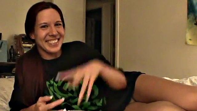 Teen masturbates for the camera