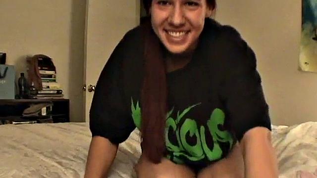 Teen masturbates for the camera