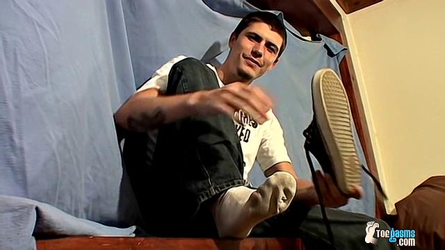 Horny Skater Boy Bentley - Bentlee