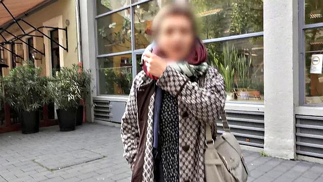 Euro hottie's epic facial in reverse cowgirl & doggystyle outdoor