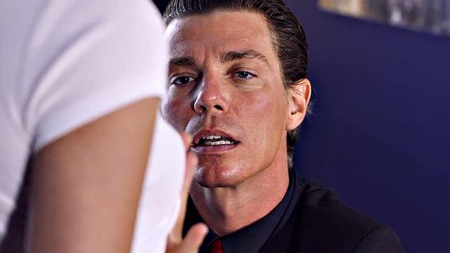 Nasty babe enjoys fucking in missionary by big dick