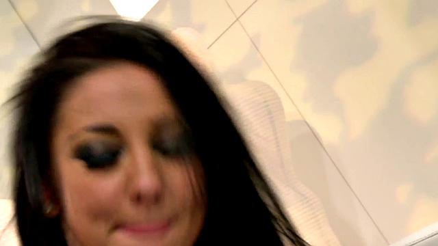 Babe Audrey Bitoni Pleasured and Fucked