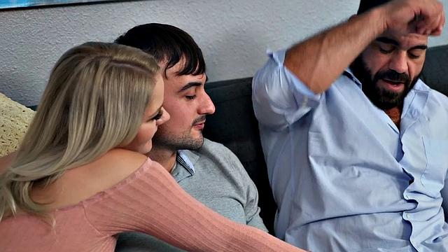 Bisexuals enjoy in threesome with nasty blonde