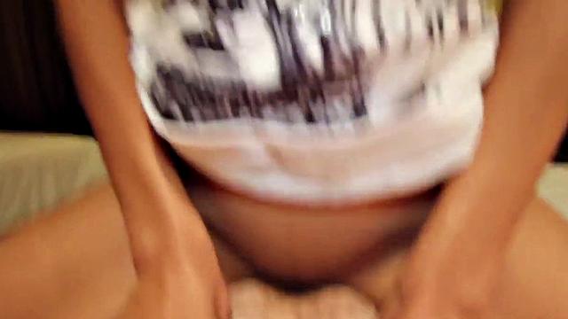 Julie on Asian Sex Diary - Vietnamese Teen - 4min Clip