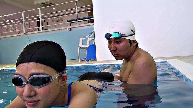 Nana Fujii Gets Special Swimming Lesson