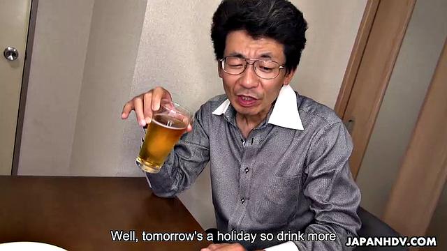 Mizuho Yamashiro cheats on her husband