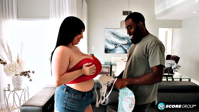 Xena Zoraki: Fill Her Cups