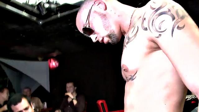 Real party guests sucking stripper