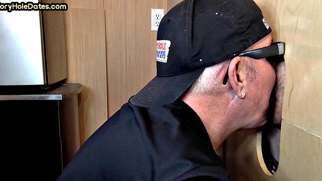 Amateur gloryhole gay opens mouth and throat for cock