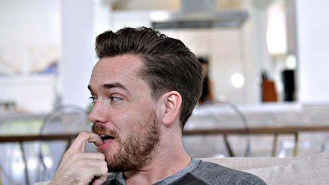 Eavesdropping and Pussy Popping