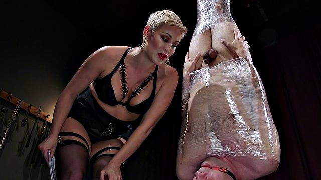 Strapon BDSM domina in lingerie n gloves fucks sub anal hole