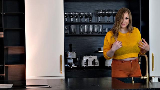 Cheryl Blossom: Busty Bartender