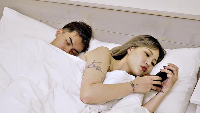 Bad Bad Cheats Her Fiancé With Her Dead-Beat Ex