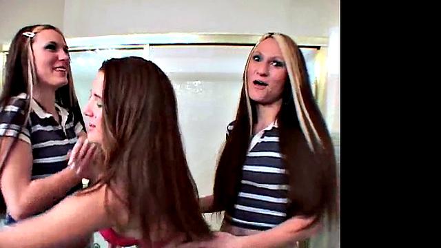 Simpson Twins Threesome on Bathtub