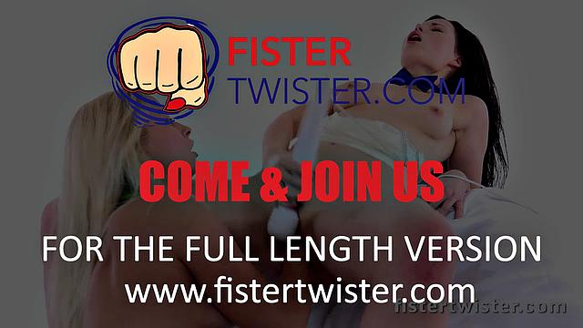 Explosive orgasm for fisted hottie - Fist Fuck