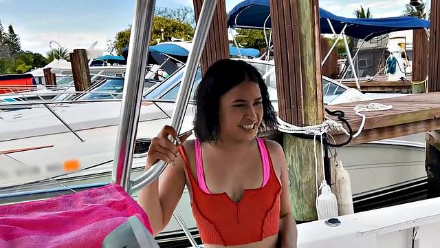 21yo petite babe fucked by big cock in wet pussy