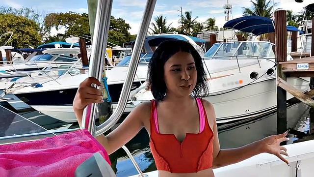 21yo petite babe fucked by big cock in wet pussy