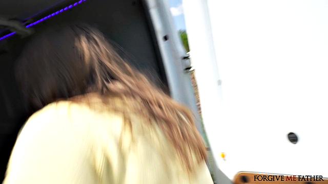 Innocent Girl Wants An Anal Orgasm