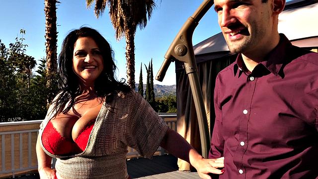 Kailani Kai: Stacked Realtor Seals The Deal