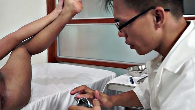 Greedy asian twink and share dildo