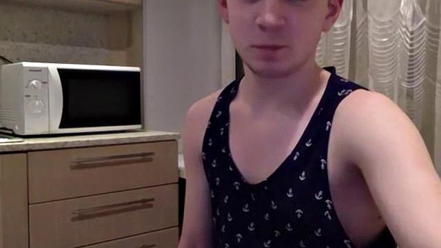 Bottom Twink Taylor Blaze's Anal Fun