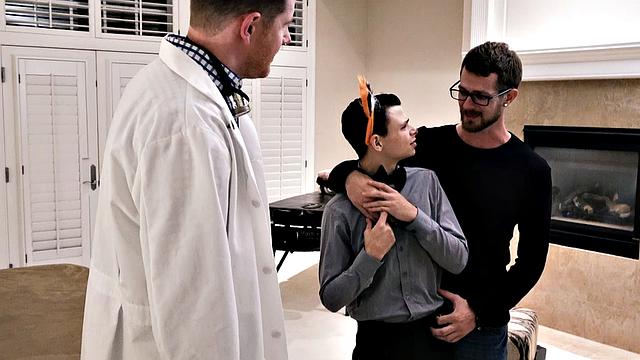 Daddy's Little Boy Chapter 5: Halloween Bonus