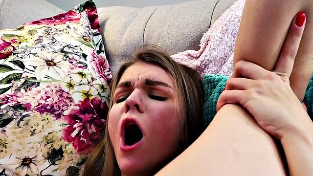 Anal loving dyke dildofucked and pussylicked by her GF