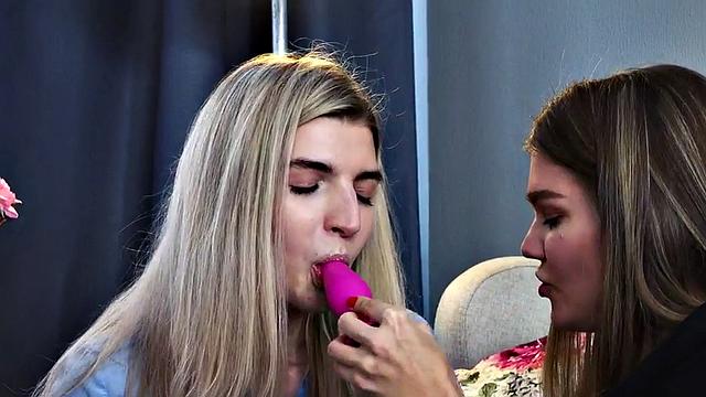 Anal loving dyke dildofucked and pussylicked by her GF