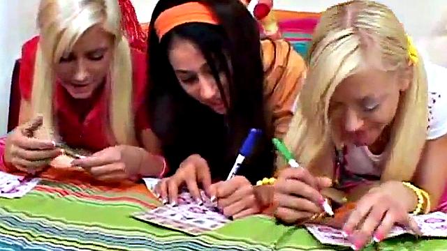 Little laney licking out hot pussy