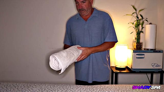 Shady Spa - Vivianne