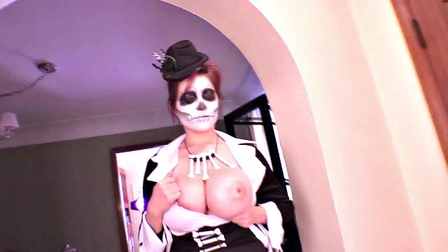 Tessa Fowler - VooDoo Bites