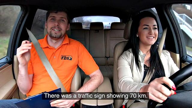 Public car babe dick riding during erotic driving lesson