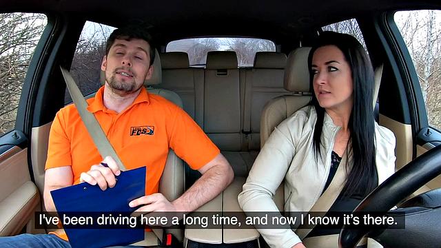 Public car babe dick riding during erotic driving lesson