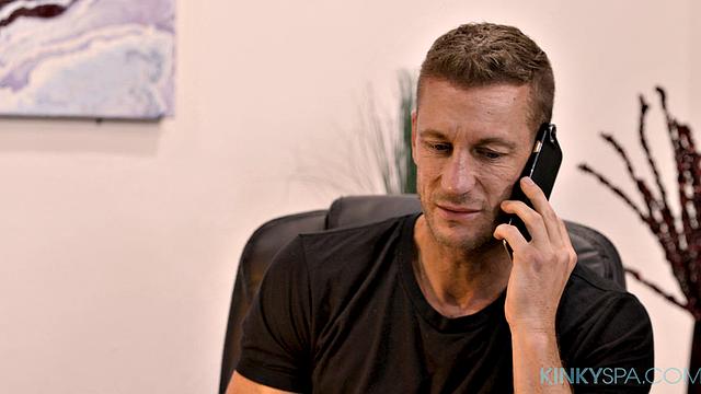 Anna Claire Clouds gets a massage from stepdad