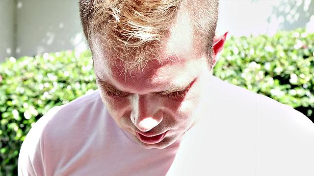 Marilyn Masters: poolside passion