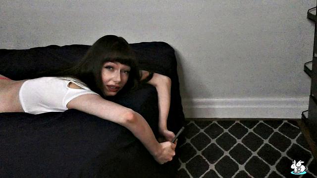 Hot Girl Gives Her Boyfriend A Sexy Titjob